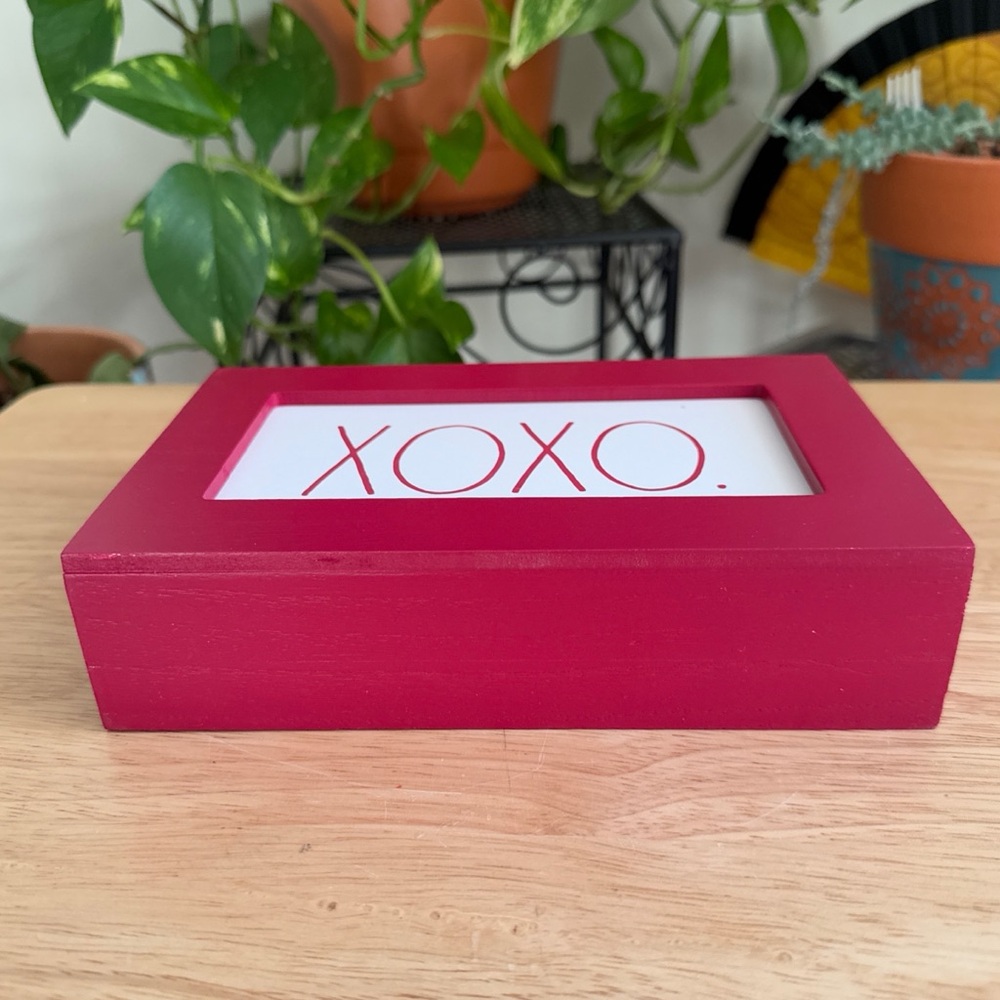 Rae Dunn Valentines Day XOXO Sign Rustic Wood Farmhouse Valentine Decor 8” x 5” - Picture 6 of 8